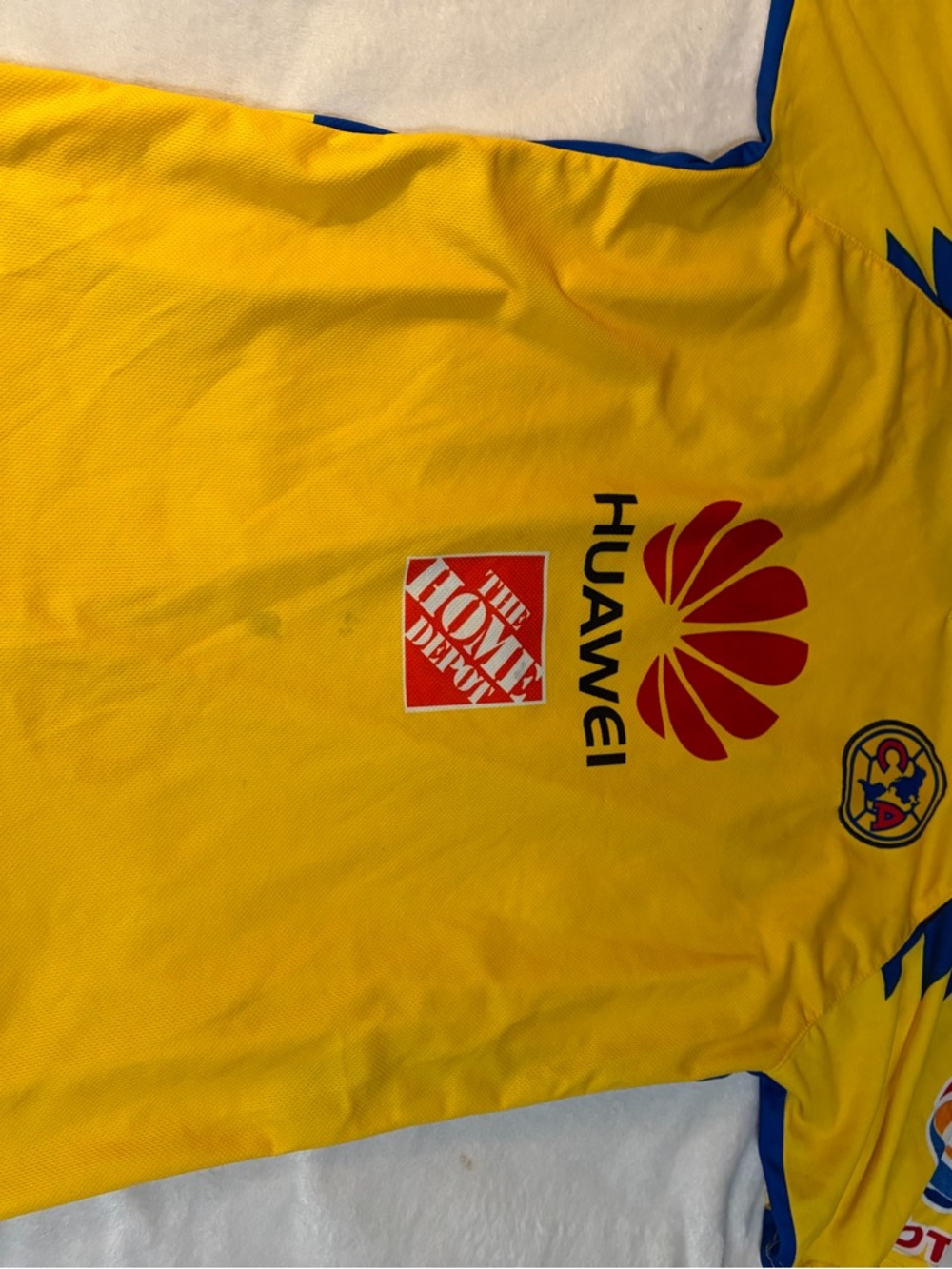 Club América Yellow Soccer Jersey with Huawei & Corona Cero